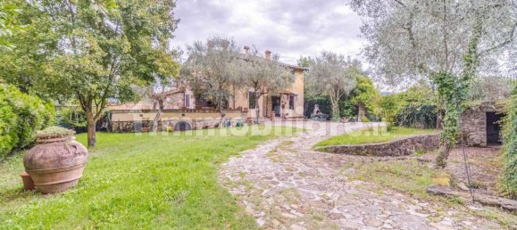 4 Schlafzimmer Wohnung in Rignano sull'Arno, Italy, Nr. 208895 8