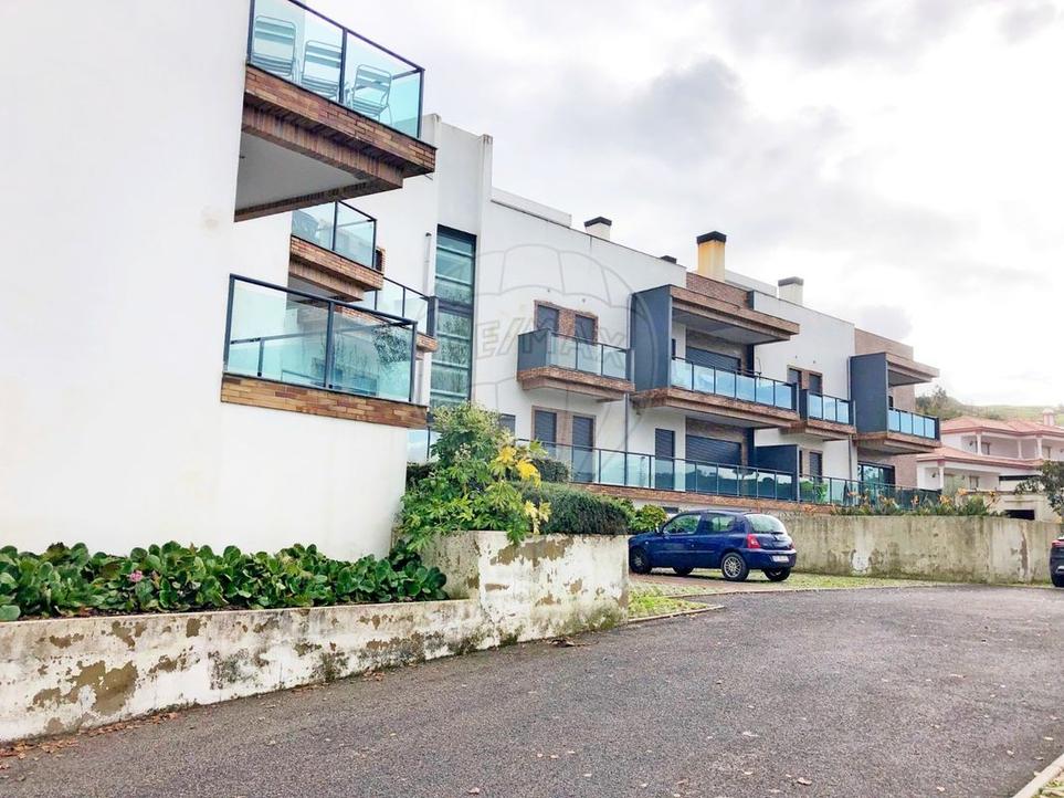 Apartamento T3 em Sobral de Monte Agraço, Portugal N.º 258055