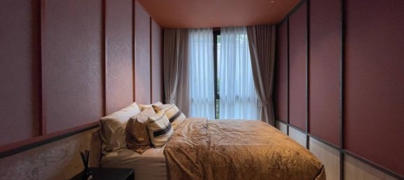 Кондоминиум  с 3 спальнями в Дин Даенг, Таиланд № 23702 2