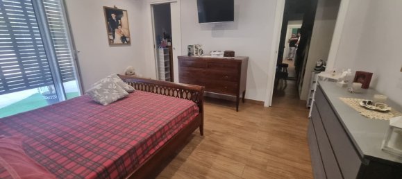 4 Schlafzimmer Wohnung in Saviano, Italy, Nr. 336345 9