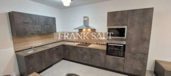 3 bedrooms Maisonette in San Gwann, Malta No. 10431 2