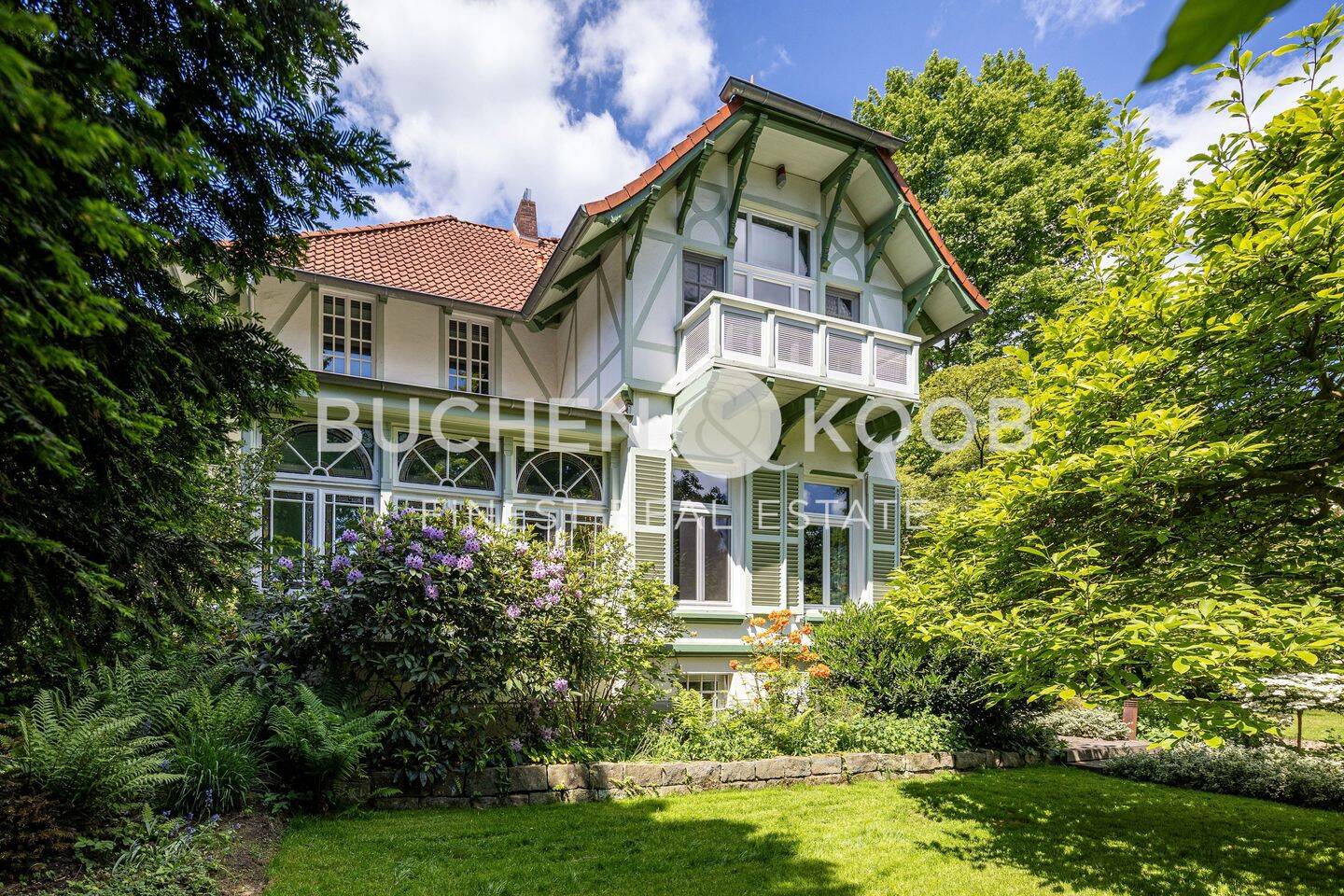 4 bedrooms Villa in Altona, Germany No. 263929