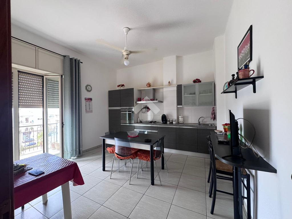 Apartamento de 3 dormitorios en Grottaglie, Italy No. 329644