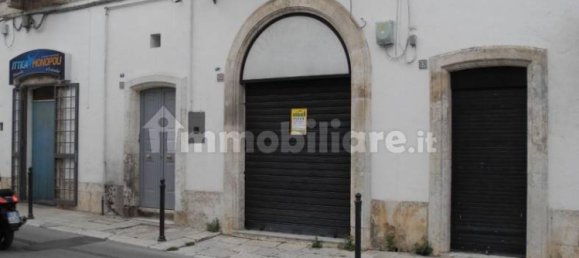 Propiedad comercial de 3 habitaciónes en Martina Franca, Italy No. 169240 3