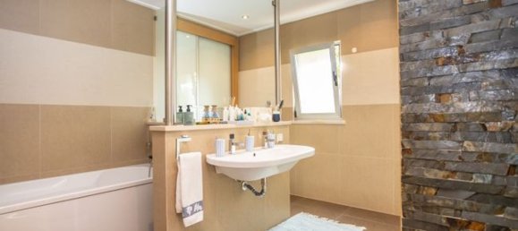 3 bedrooms House in Palmela, Portugal No. 189352 3