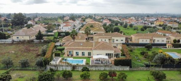 3 bedrooms House in Palmela, Portugal No. 189352 2