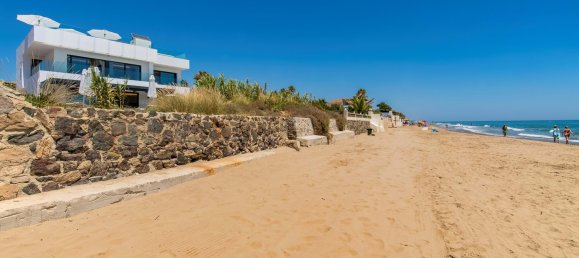 6 bedrooms Villa in Marbella, Spain No. 95269 2