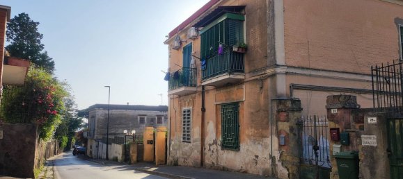 Квартира с 2 спальнями в Портичи, Италия № 347464 10