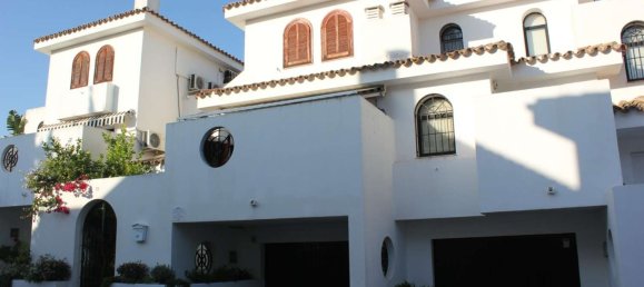 3 bedrooms Townhouse in Estepona, Spain No. 33161 39