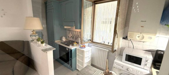 3 rooms Apartment in Barletta, Italy No. 24595 6