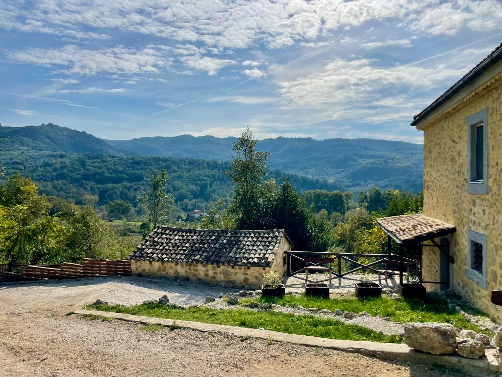 Дом с 4 спальнями в Арпино, Италия № 56361