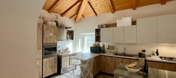 Дом с 4 спальнями в Арпино, Италия № 56361 9