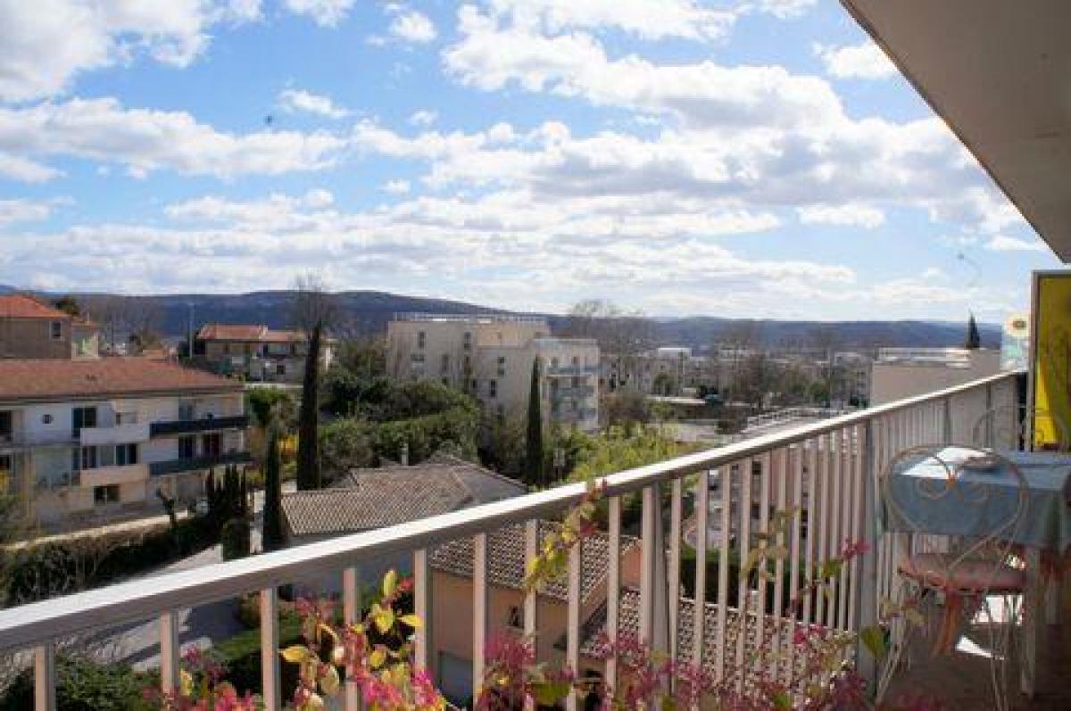 Apartamento com 4 quartos em condomínio em Aubenas, France N.º 37201