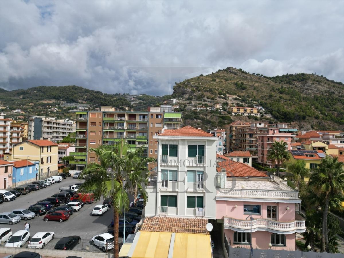 2 chambres Appartement à Ventimiglia, Italy No. 329208