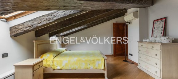 8 rooms Duplex in Bologna, Italy No. 105823 28