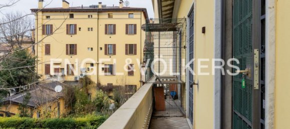8 rooms Duplex in Bologna, Italy No. 105823 30