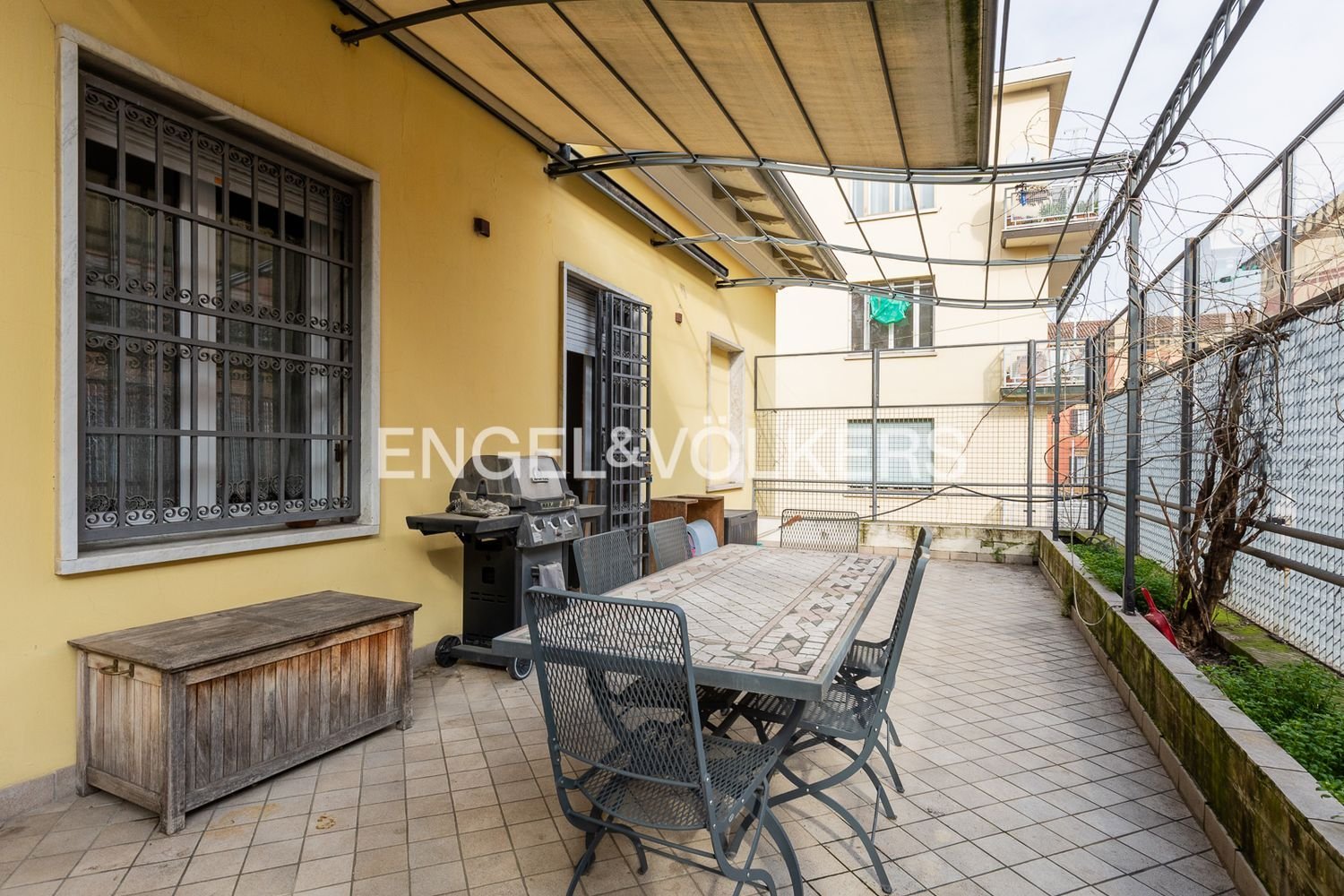8 rooms Duplex in Bologna, Italy No. 105823