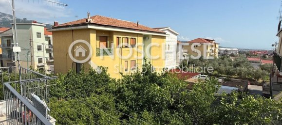 4 bedrooms Apartment in Montecorvino Rovella, Italy No. 332929 2