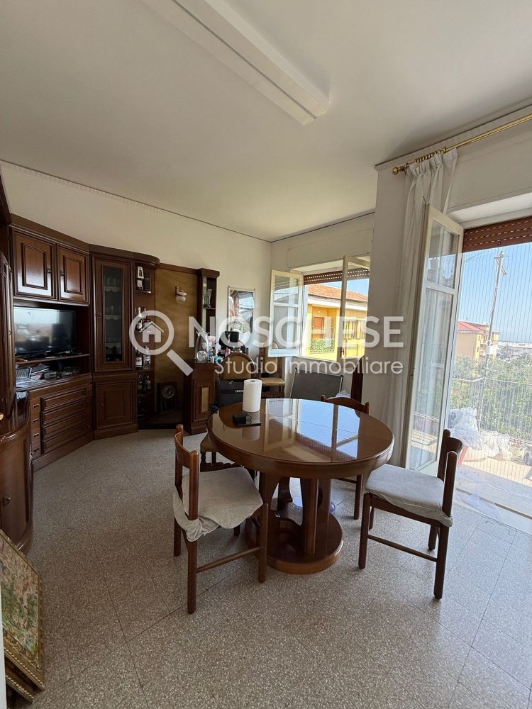 4 bedrooms Apartment in Montecorvino Rovella, Italy No. 332929
