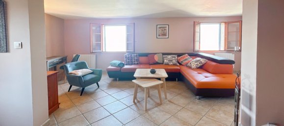 Moradia em banda T3 em Sant'Antonino, France N.º 270036 2