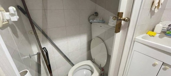 3-salle Appartement à Manfredonia, Italy No. 28098 23