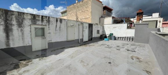 3-salle Appartement à Manfredonia, Italy No. 28098 25