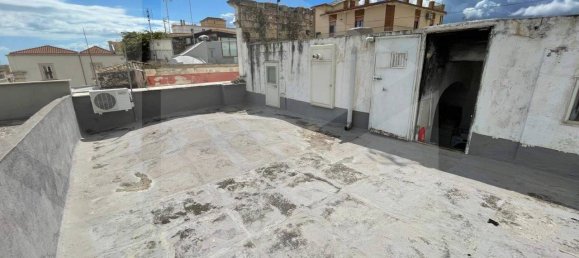 3-salle Appartement à Manfredonia, Italy No. 28098 24