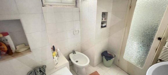 3-salle Appartement à Manfredonia, Italy No. 28098 22