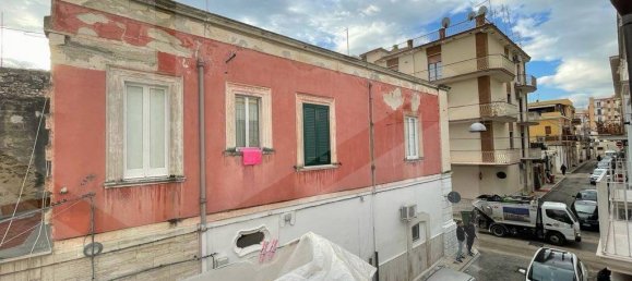 3-salle Appartement à Manfredonia, Italy No. 28098 17