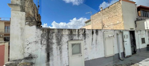 3-salle Appartement à Manfredonia, Italy No. 28098 27