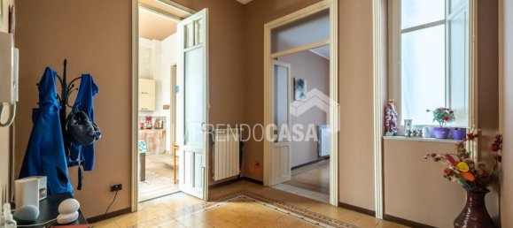 Квартира с 4 спальнями в Палермо, Италия № 359089 5