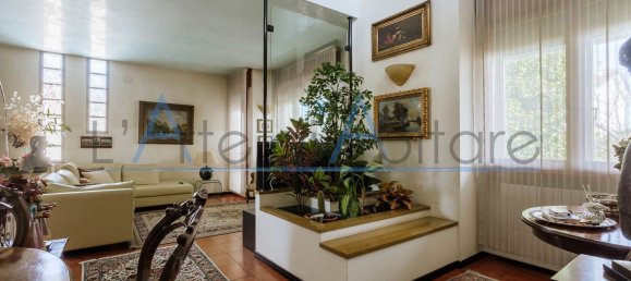 11-salle Villa à Albignasego, Italy No. 163097 17