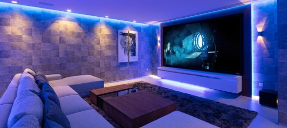 5 bedrooms Villa in Nueva Andalucia, Spain No. 4736 26