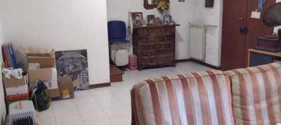 Casa de 6 divisões em Campi Bisenzio, Italy N.º 160267 2