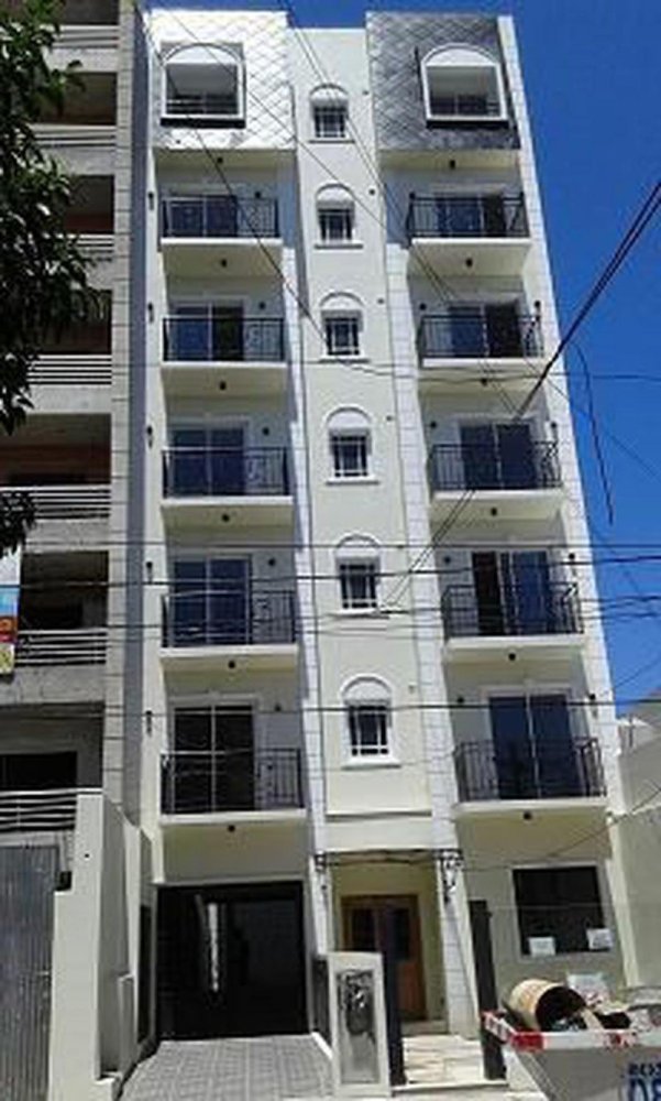  Warehouse in Tres de Febrero, Argentina No. 29928