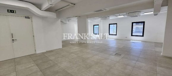 Oficina en Sliema, Malta 310 m² No. 12293 2