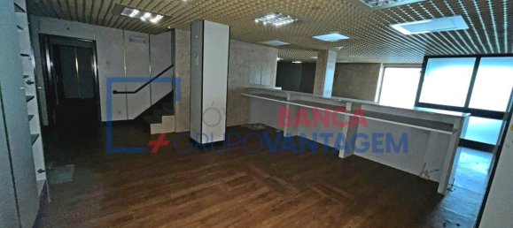 251m² Commercial property in Vila Franca de Xira, Portugal No. 64666 13