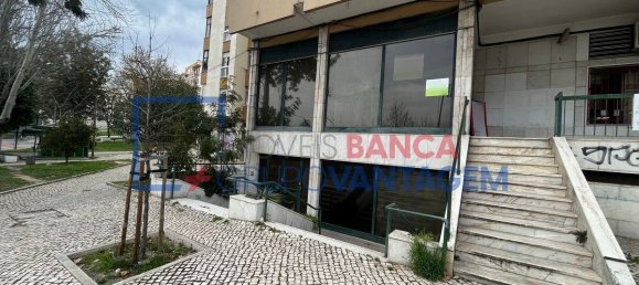 251m² Commercial property in Vila Franca de Xira, Portugal No. 64666 26
