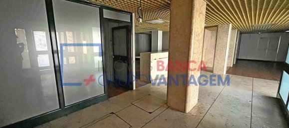 251m² Commercial property in Vila Franca de Xira, Portugal No. 64666 4