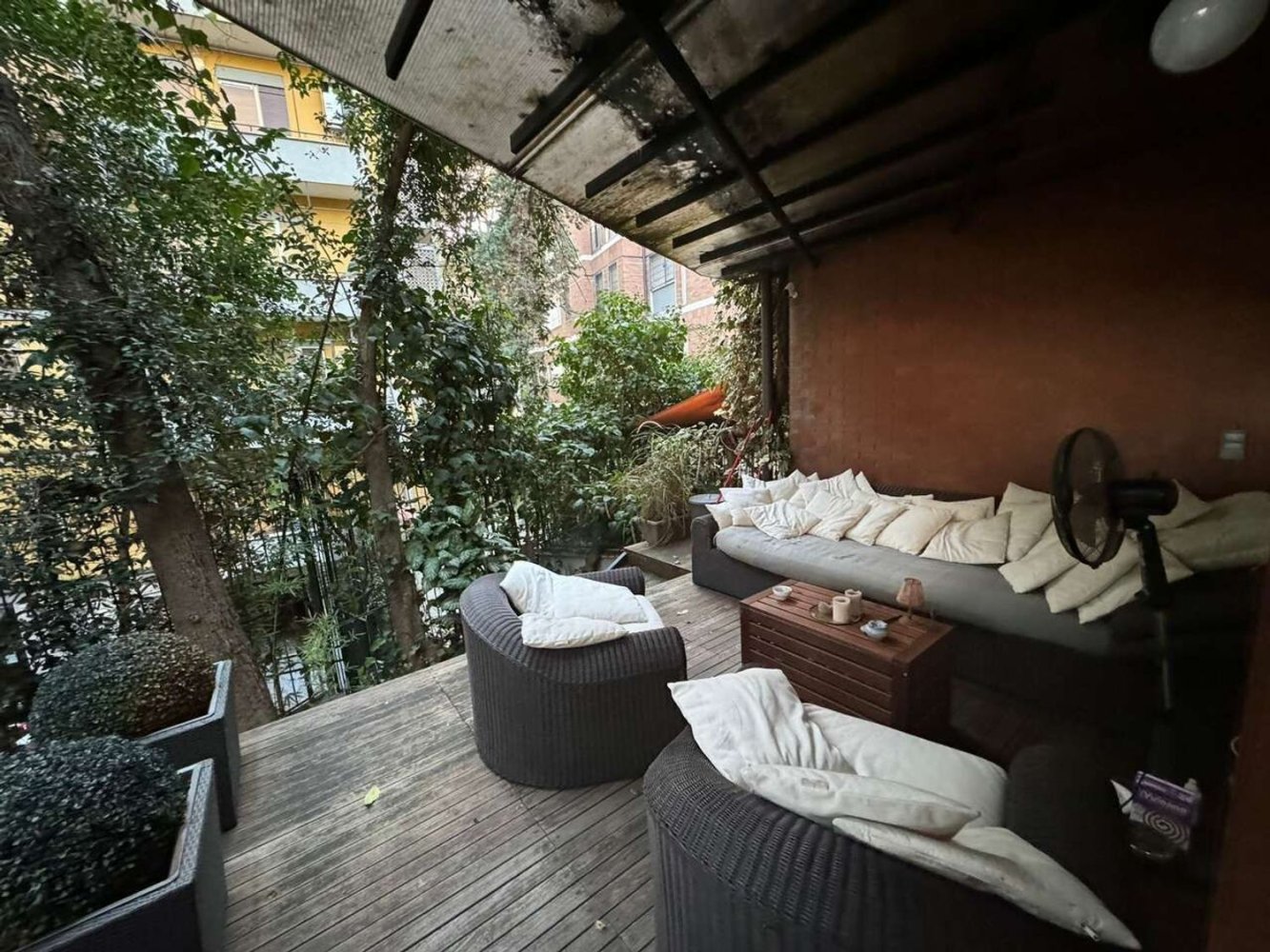 3 rooms Apartment in Rome, Italy No. 33390