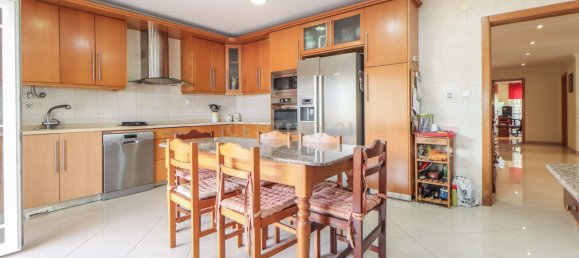 5 Schlafzimmer Villa in Corroios, Portugal, Nr. 337275 11