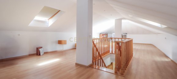 5 Schlafzimmer Villa in Corroios, Portugal, Nr. 337275 8