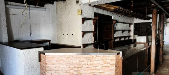 300m² Commercial property in Udine, Italy No. 204694 18