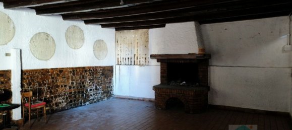 300m² Commercial property in Udine, Italy No. 204694 28