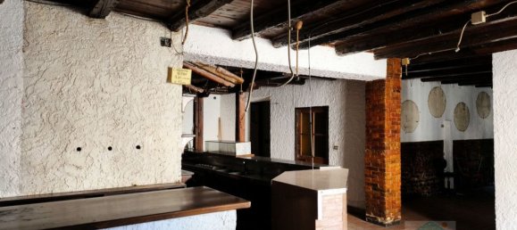 300m² Commercial property in Udine, Italy No. 204694 14