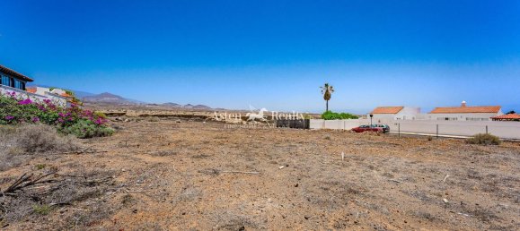 Земельный участок 1288м² в Сан-Мигель-де-Абона, Испания № 150912 3