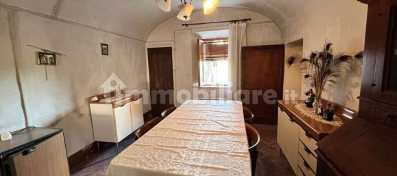 Квартира с 5 спальнями в Кастельнуово Берарденга, Италия № 110410 3