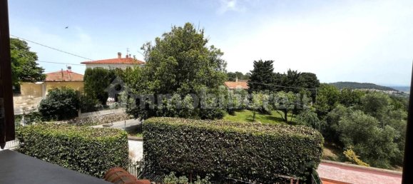 Casa de 2 dormitorios en Rosignano Marittimo, Italy No. 133735 2