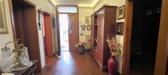 3 bedrooms Villa in Scandicci, Italy No. 211020 48