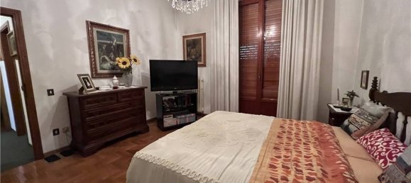3 bedrooms Villa in Scandicci, Italy No. 211020 44